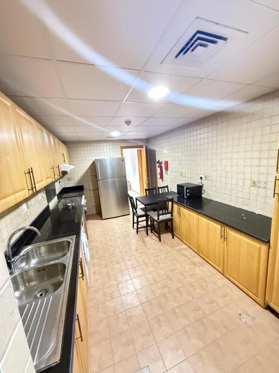 Backpackers Heaven ! 18 Beds In A 2 Bedroom In Front Of Union Metro Station Diera Hostel *
