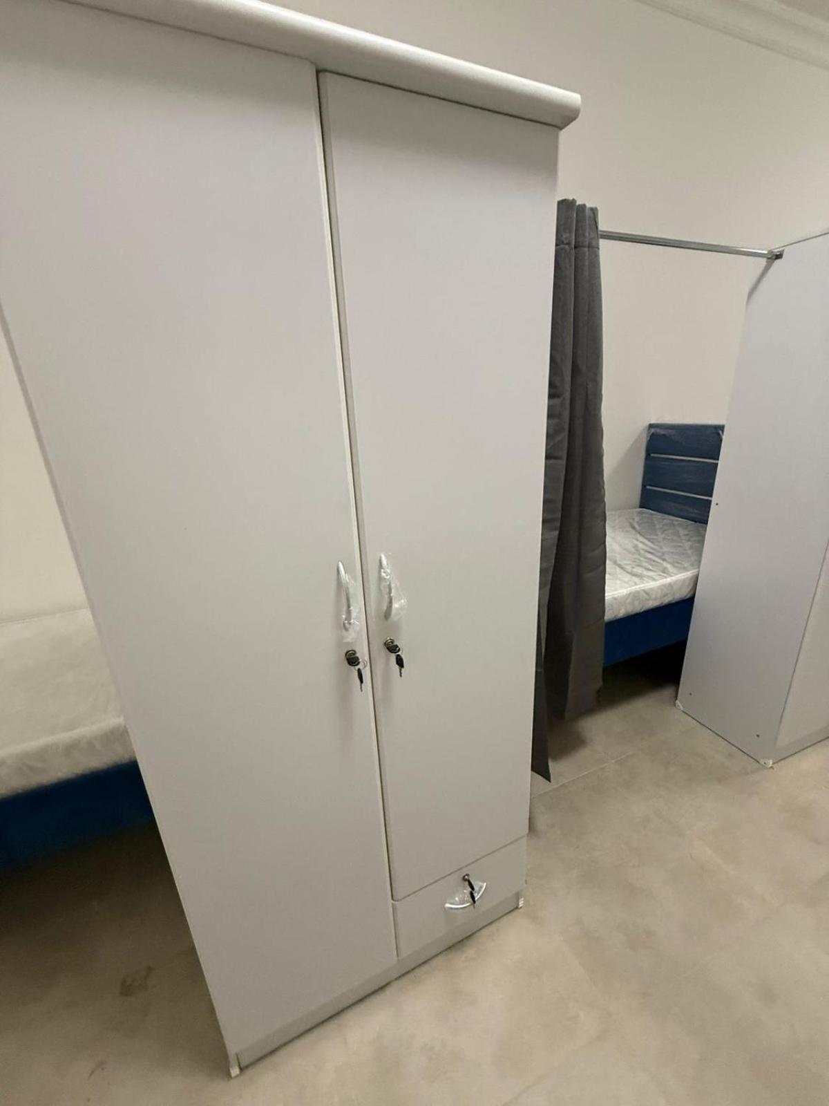 Hostel Backpackers Heaven ! 18 Beds In A 2 Bedroom In Front Of Union Metro Station Diera Dubai